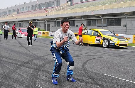 華龍車隊,華龍賽車,謝森,HTCC,香港房車錦標賽,潘德俊,馮文偉,蘇華龍,謝森,王日昇,許磊業,謝森