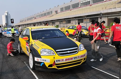 華龍車隊,華龍賽車,謝森,HTCC,香港房車錦標賽,潘德俊,馮文偉,蘇華龍,謝森,王日昇,許磊業,謝森